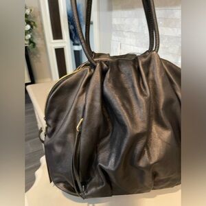 HOBOBAGS DIVINE LEATHER SLOUCHY HOBO